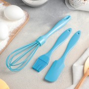 Набор для выпечки из 3 предметов: лопатка, кисть, венчик.