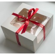 Коробка 180*180*100 мм под 5 капкейков БЕЛАЯ с увеличенным окошком