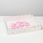 Коробка подарочная 30 × 40 × 8 см с PVC-крышкой «Счастье ждет тебя»