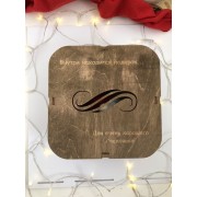 Коробка 23*23*10 см "Внутри находится подарок" , 1 шт (под заказ за 2 дня)