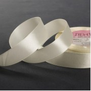 Лента атласная, 20 мм × 23 ± 1 м, цвет сливочный №02