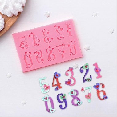 Молд силиконовый 11,3×7,2 см "Цифры с сердцами"