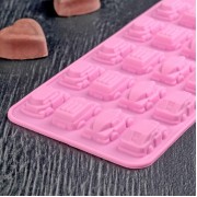 Форма для шоколада «Автомобили», 22×10×1,8 см, 20 ячеек, цвет МИКС.