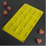 Форма для льда и кондитерских украшений «Любовь», 28,7×17,4 см, 16 ячеек (4,7×3,8 см)