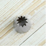 Насадка для кондитерского мешка d=3,4 см "Закрытая звезда" 000069