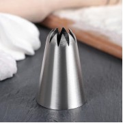 Насадка для кондитерского мешка d=3,4 см "Закрытая звезда" 000022