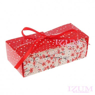 Коробочка для сладостей "Красное и белое",15*7*5 см.