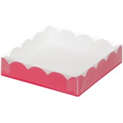 Коробка 200*200*35 мм для пряников Красная с пластиковой крышкой.