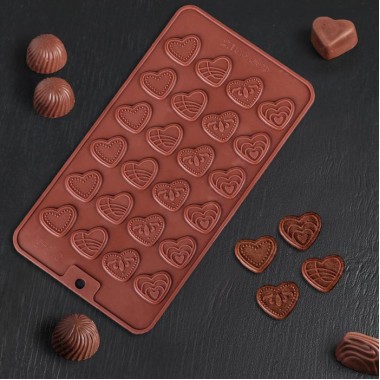 Форма для шоколада «Сердечки», 21×11 см, 24 ячейки, цвет шоколадный Форма для шоколада «Сердечки», 21×11 см, 24 ячейки, цвет шоколадный
