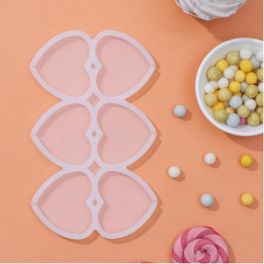 Форма белая полупрозрачная «Сердечки», 6 ячеек, 16×10×0,7 см, 7059221
