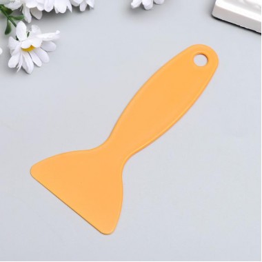 Инструмент пластик скребок для разглаживания по ровной поверхности 13х6 см Инструмент пластик скребок для разглаживания по ровной поверхности 13х6 см