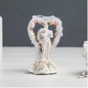 Фигурка для торта "Сердце с молодоженами", полистоун, 8х7х12 см.