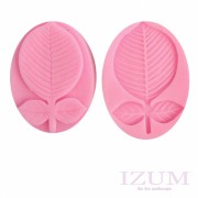 Молд "Три листа" 6,8*5,9*1,9 см